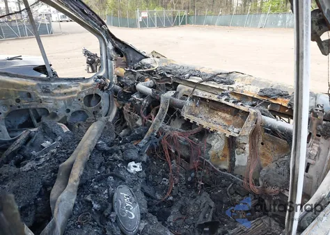 2016 Ford Transit-250 из США, поврежденный, VIN 1FTYR1YM8GKB54587